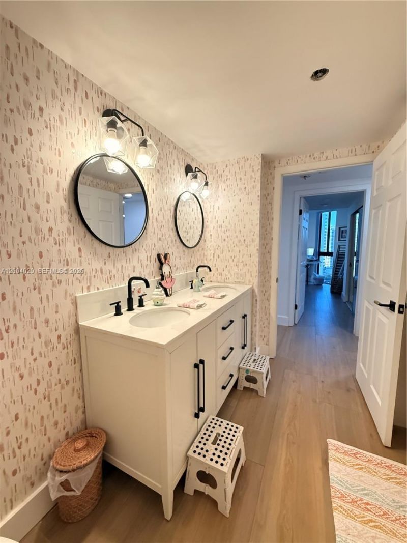 20185 E Country Club Dr, Unit 1907, Aventura, FL 33180 Photo