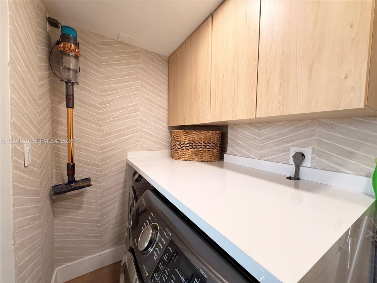 20185 E Country Club Dr, Unit 1907, Aventura, FL 33180 Photo