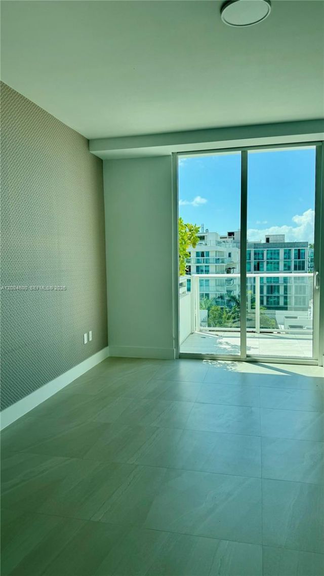 1150 102nd St , Unit 704, Bay Harbor Islands, FL 33154 Photo
