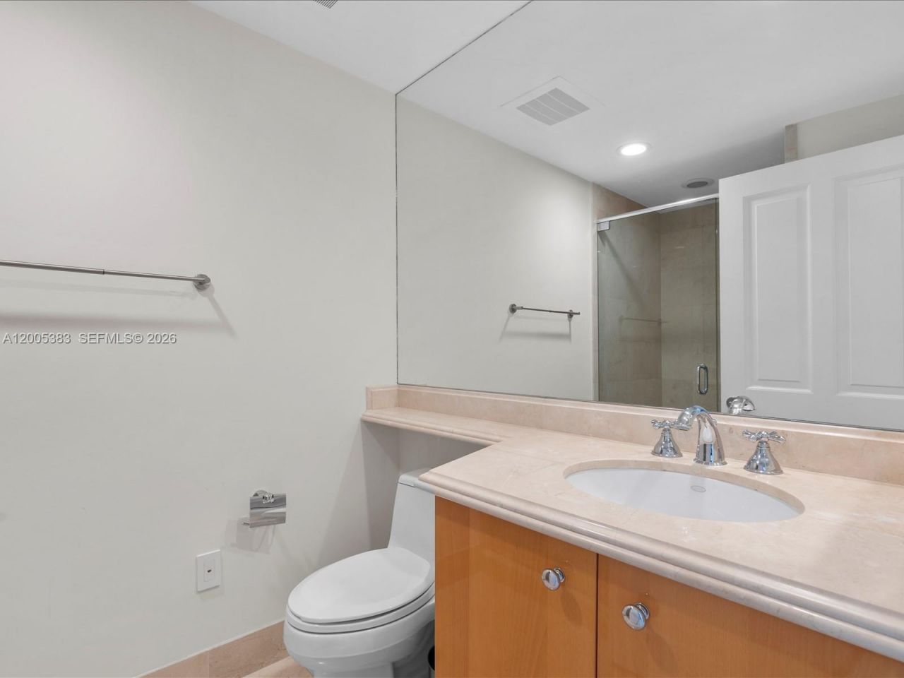 17875 Collins Ave , Unit 3305, Sunny Isles Beach, FL 33160 Photo