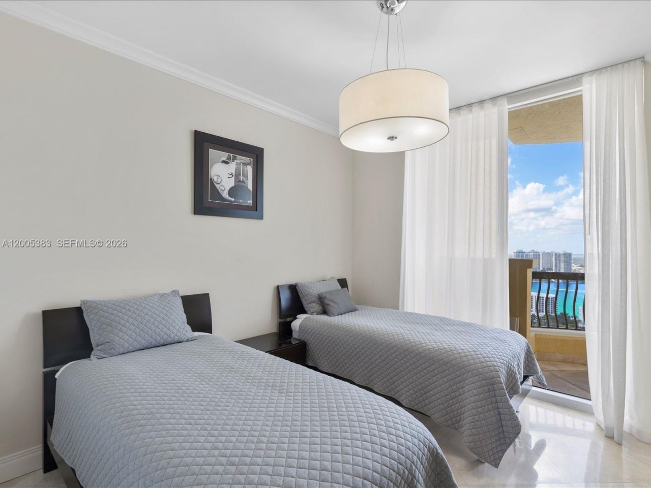 17875 Collins Ave , Unit 3305, Sunny Isles Beach, FL 33160 Photo