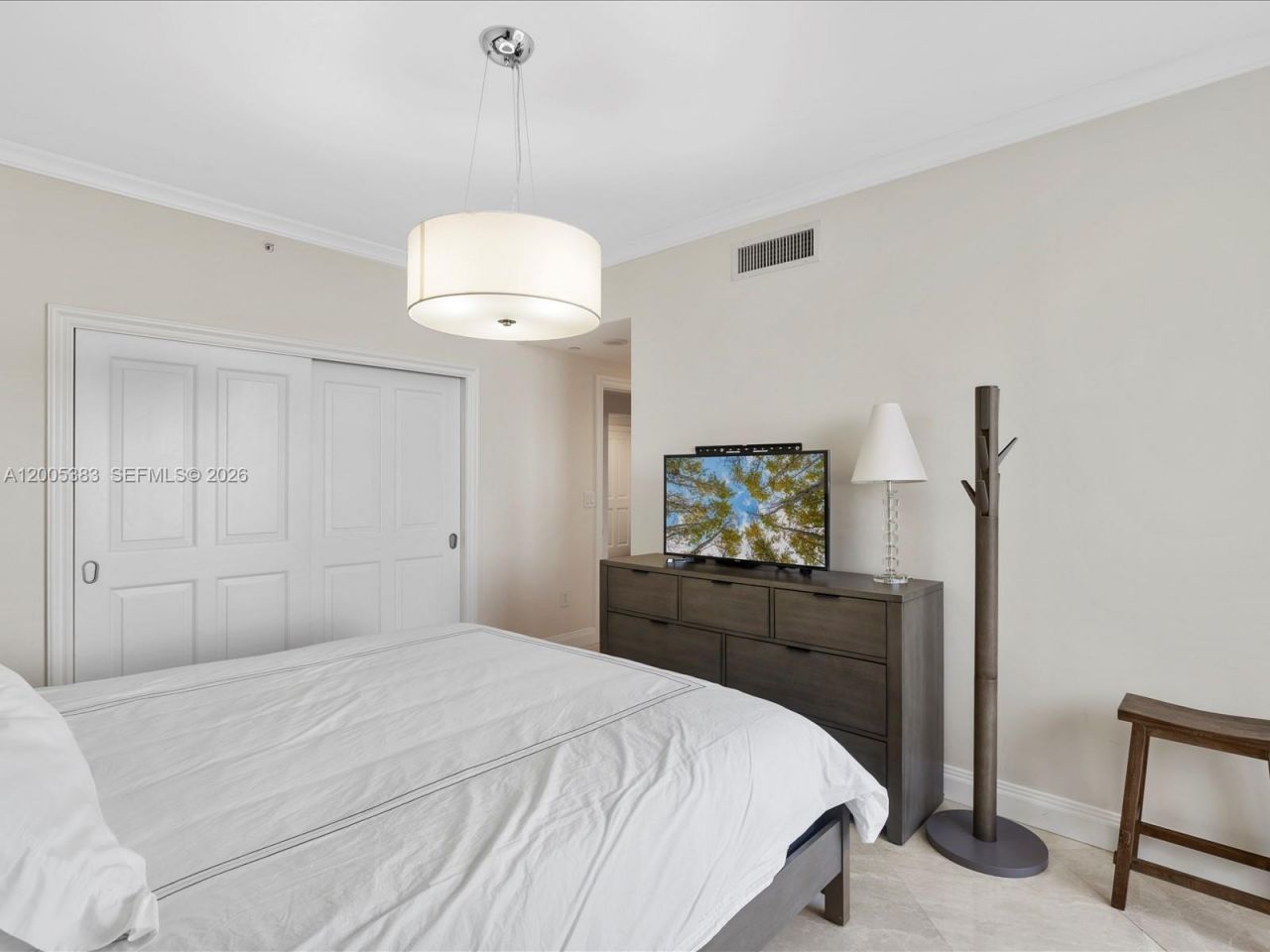 17875 Collins Ave , Unit 3305, Sunny Isles Beach, FL 33160 Photo