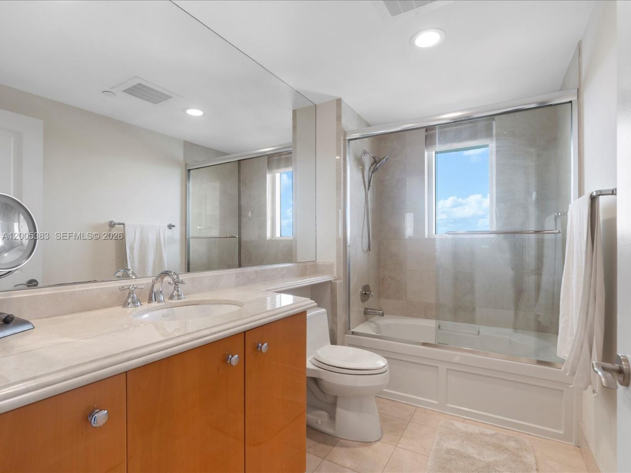17875 Collins Ave , Unit 3305, Sunny Isles Beach, FL 33160 Photo