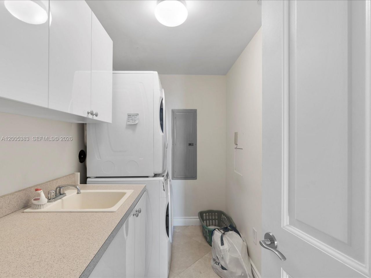 17875 Collins Ave , Unit 3305, Sunny Isles Beach, FL 33160 Photo