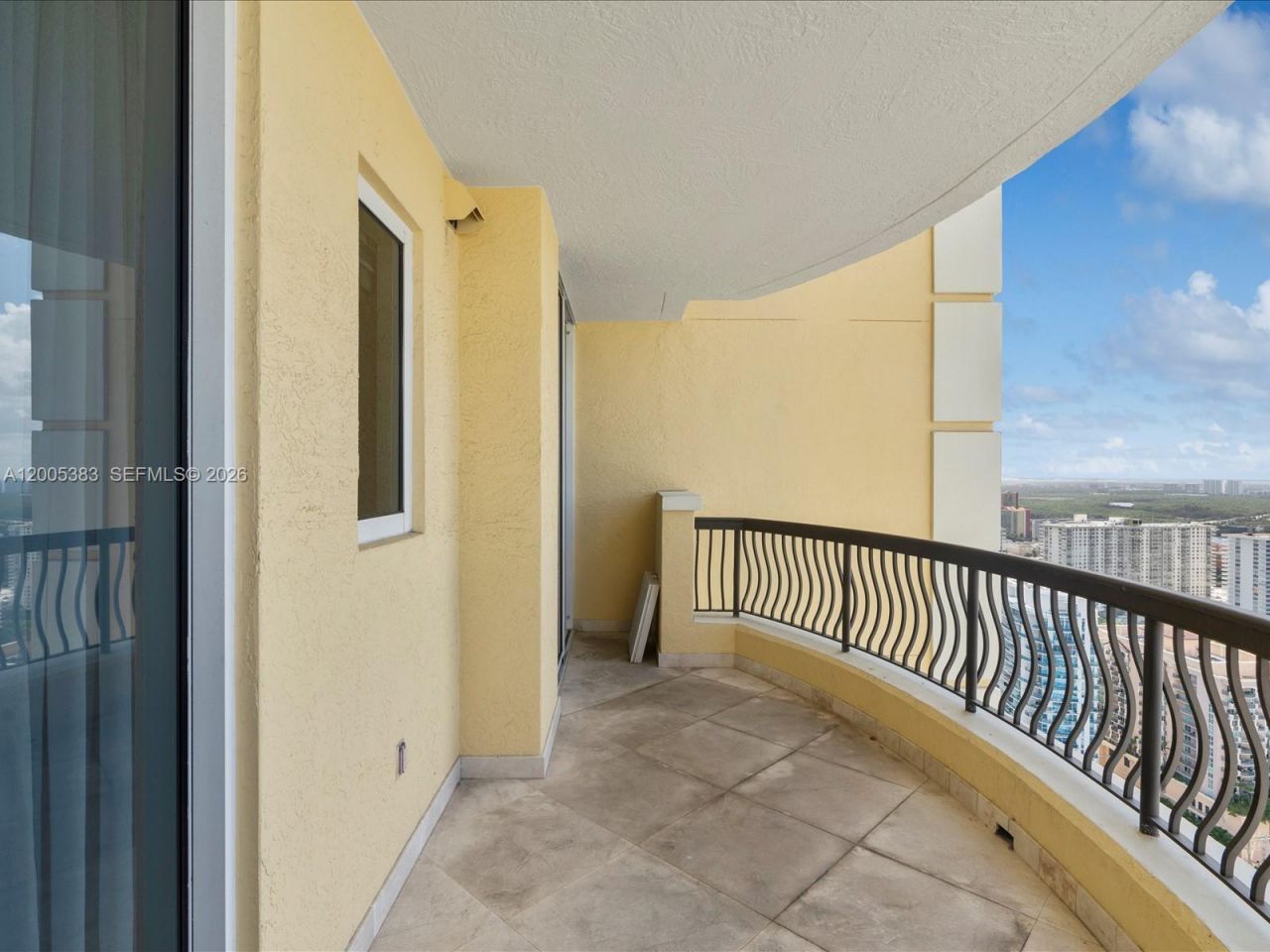 17875 Collins Ave , Unit 3305, Sunny Isles Beach, FL 33160 Photo