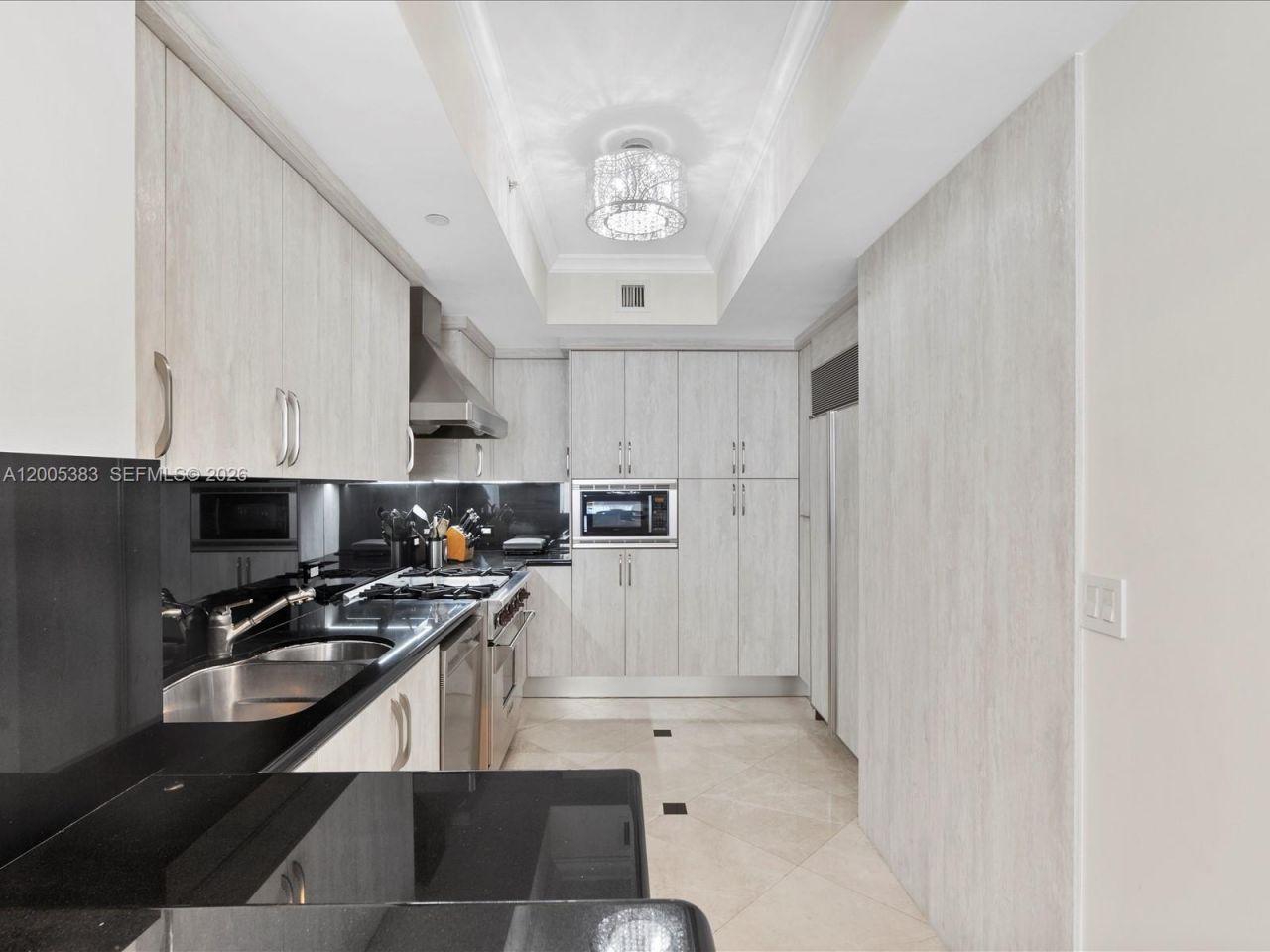 17875 Collins Ave , Unit 3305, Sunny Isles Beach, FL 33160 Photo