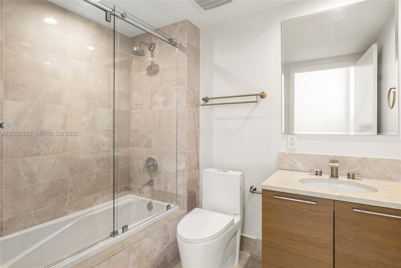 17001 Collins Ave, Unit 4208, Sunny Isles Beach, FL 33160 Photo