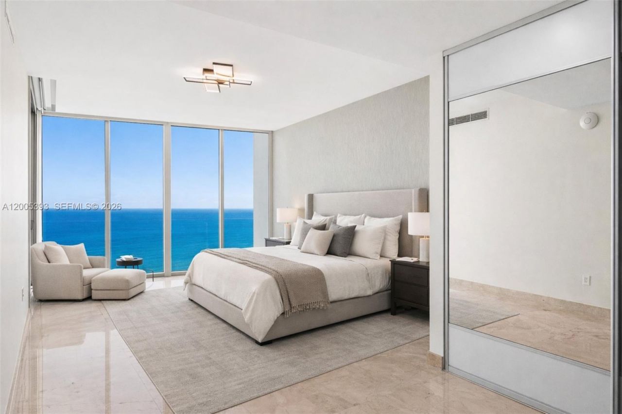 17001 Collins Ave, Unit 4208, Sunny Isles Beach, FL 33160 Photo