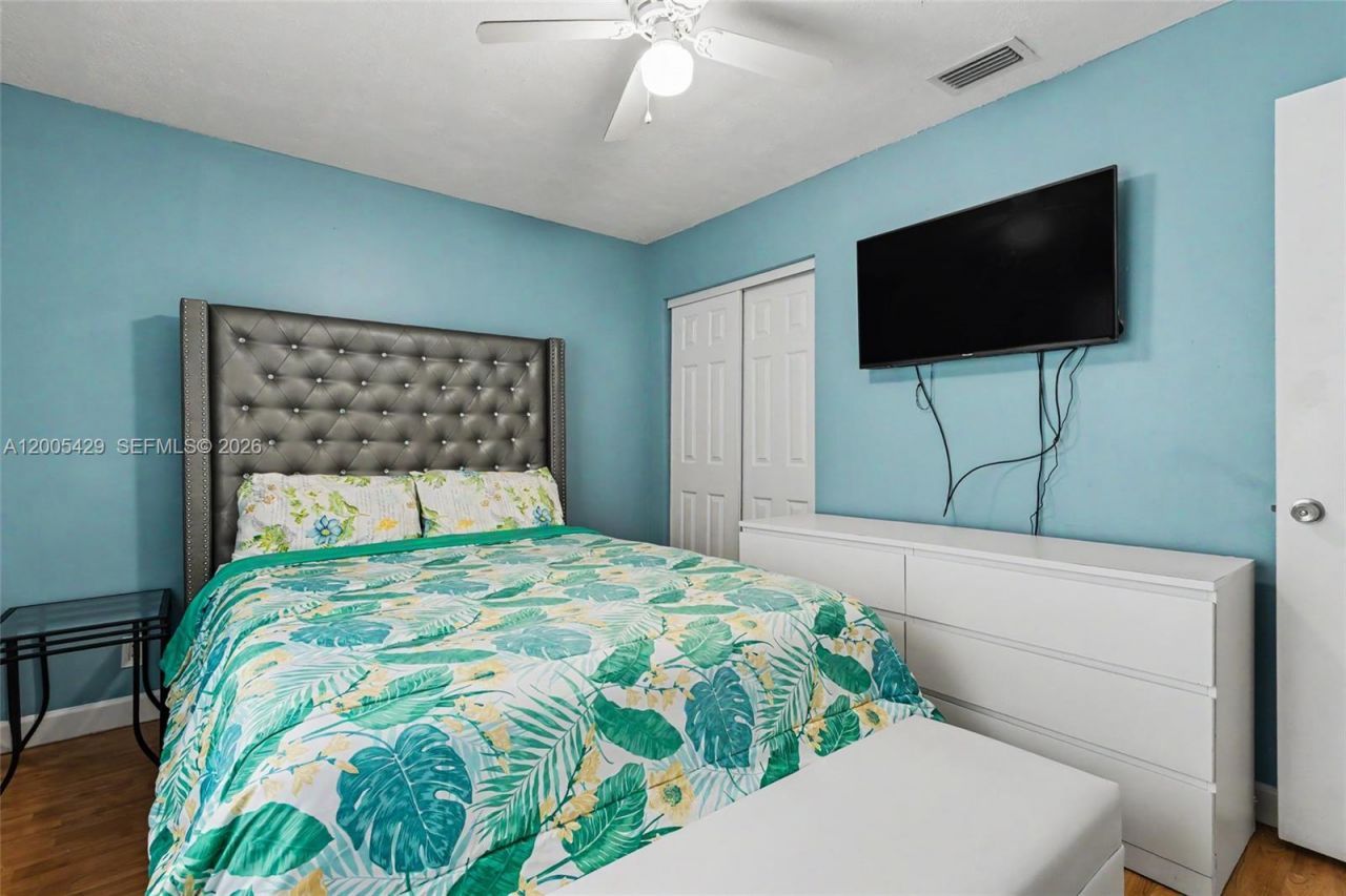 2439 NW 95th Ave, Coral Springs, FL 33065 Photo