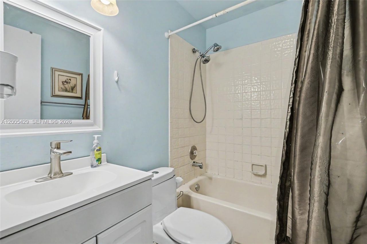 2439 NW 95th Ave, Coral Springs, FL 33065 Photo