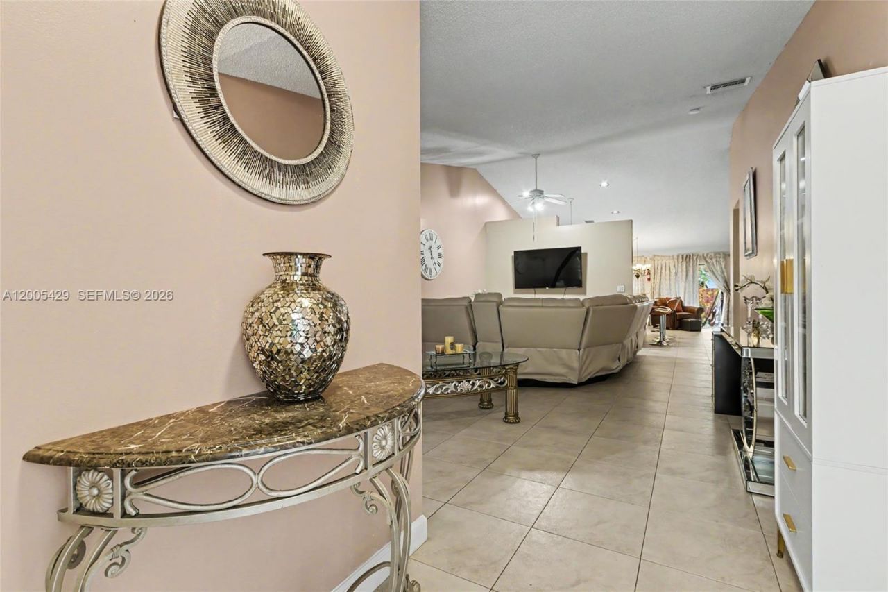 2439 NW 95th Ave, Coral Springs, FL 33065 Photo