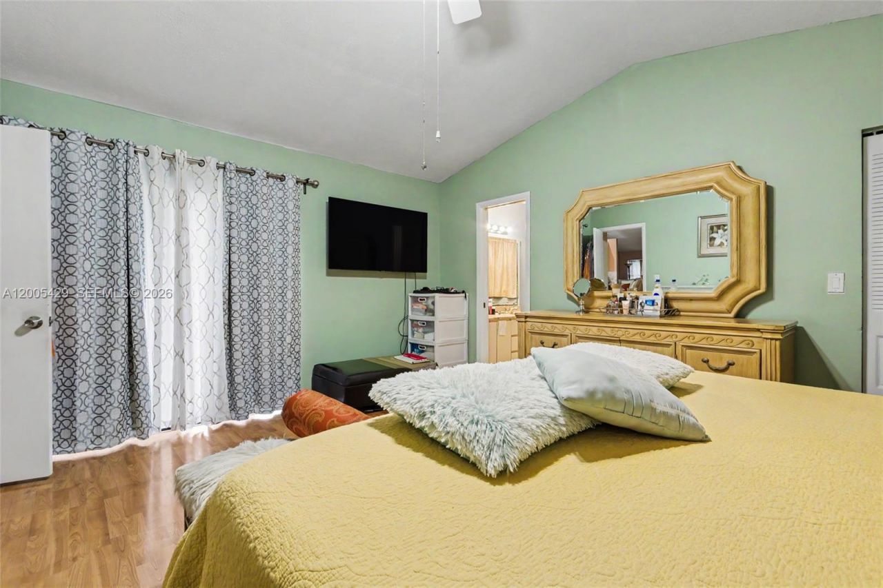 2439 NW 95th Ave, Coral Springs, FL 33065 Photo