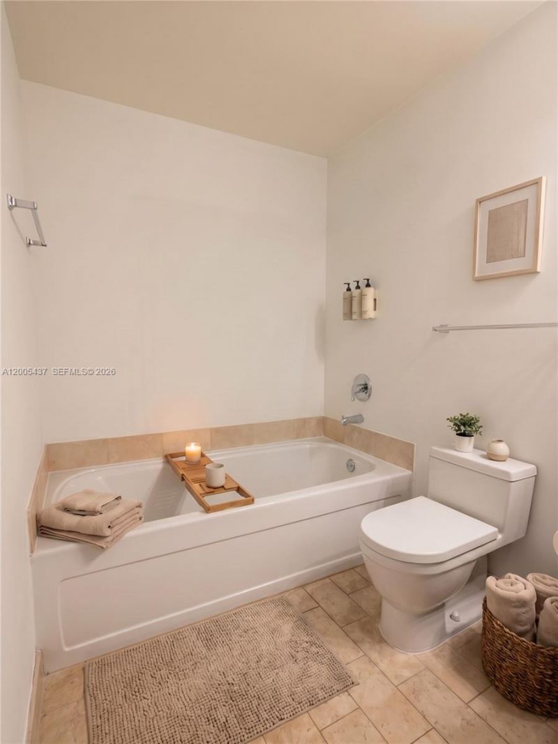 1111 SW 1st Ave , Unit 2124-N, Miami, FL 33130 Photo