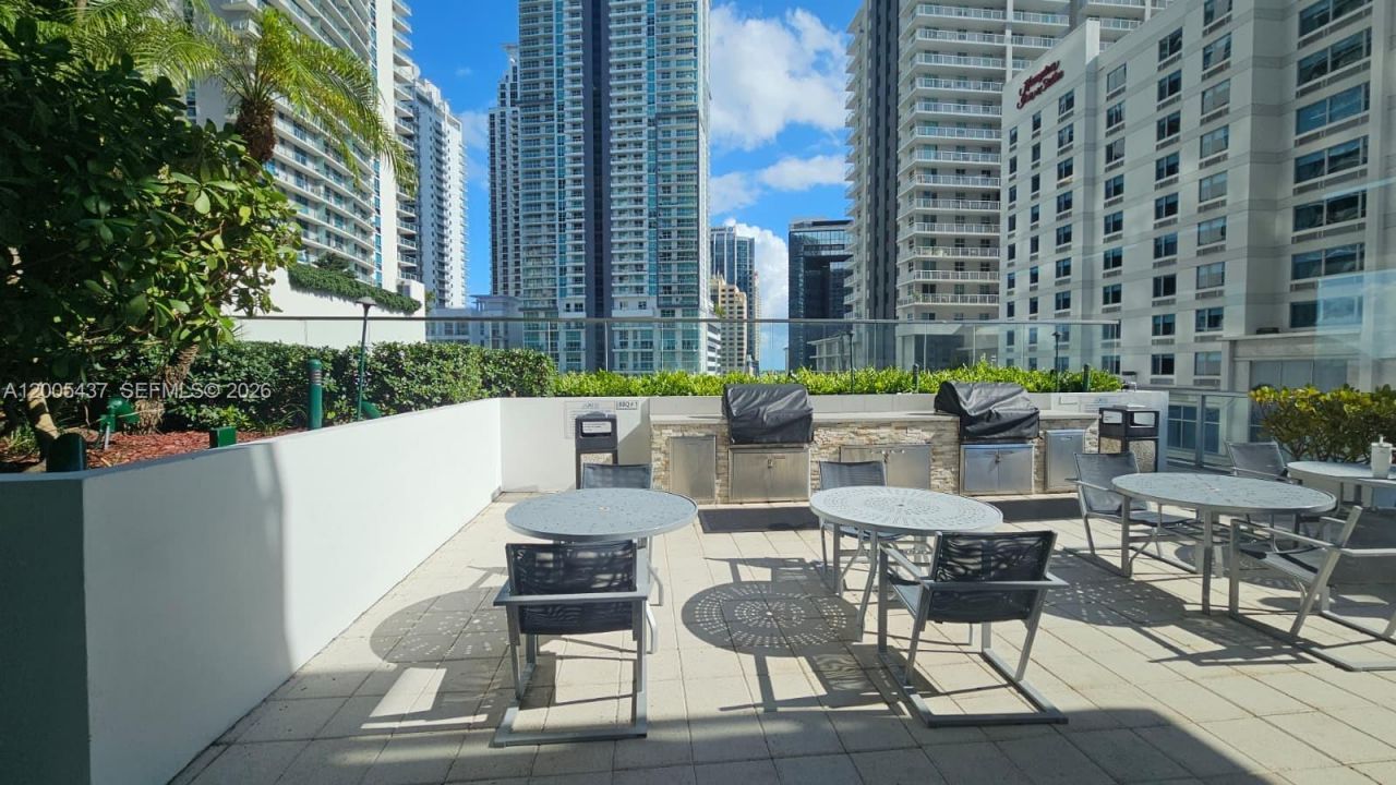1111 SW 1st Ave , Unit 2124-N, Miami, FL 33130 Photo