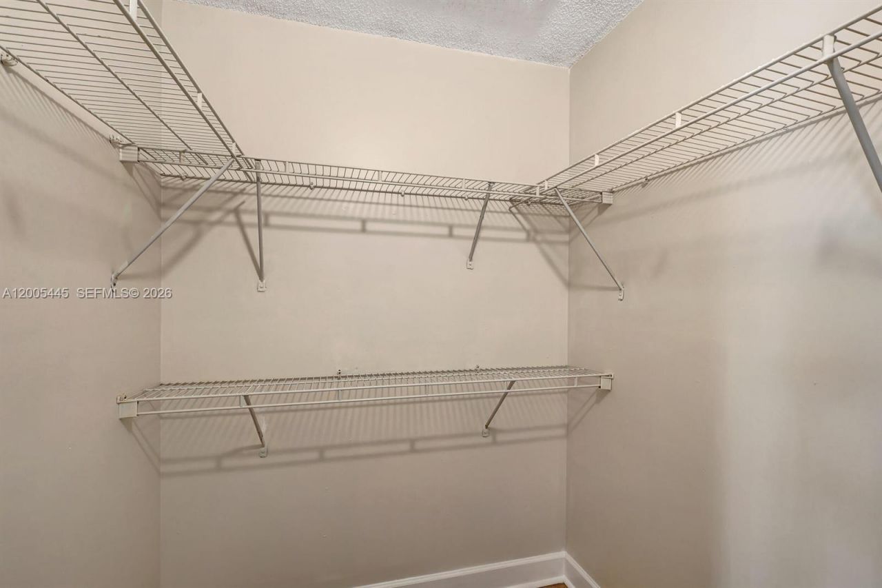 1733 Village Blvd, Unit 112, West Palm Beach, FL 33409 Photo