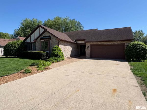 1204 HARMONY Court, Springfield, IL 62703