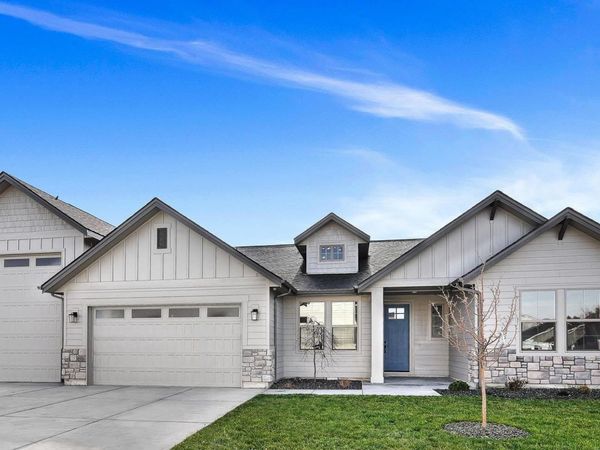 9887 W Snow Wolf Ln, Star, ID 83369