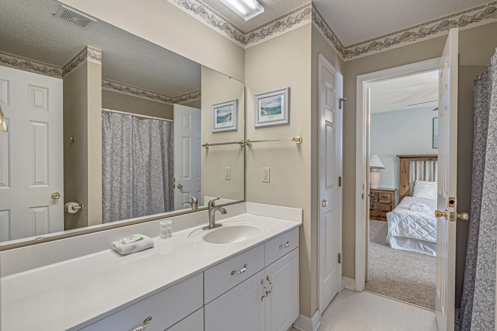 204 N 27th Avenue Photo 26