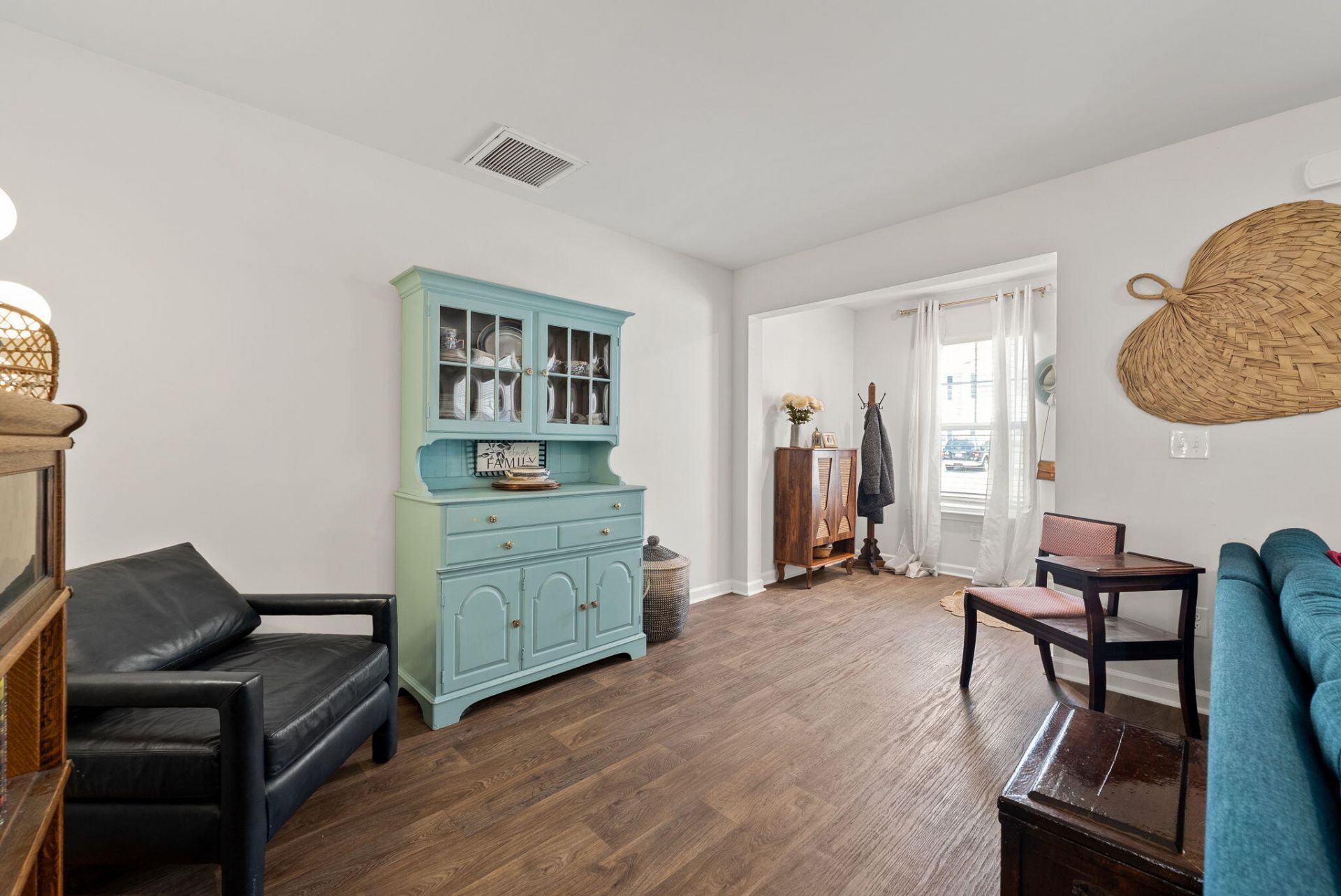 275 Spencer Circle Photo 7