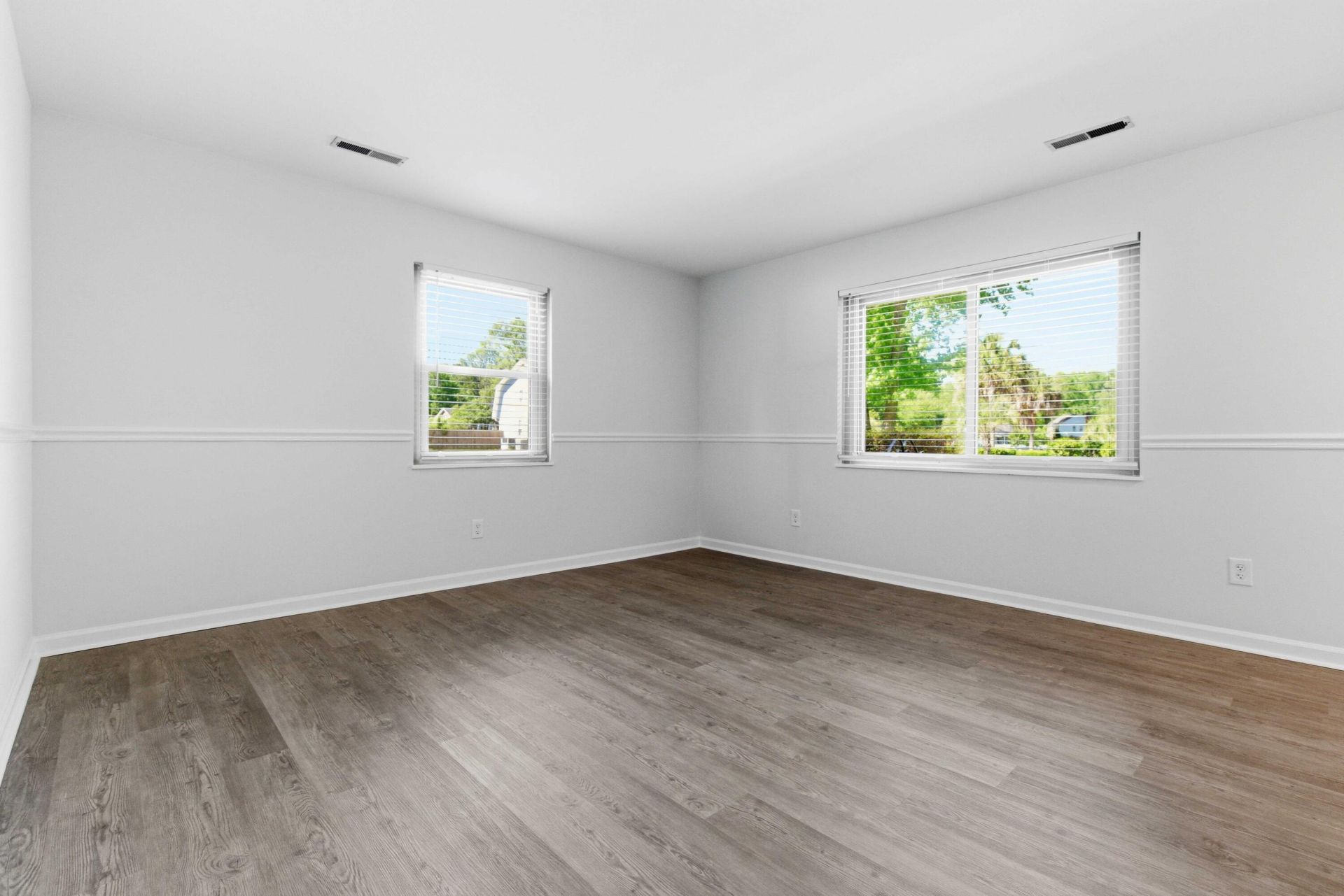 226 Smythe Drive Photo 17