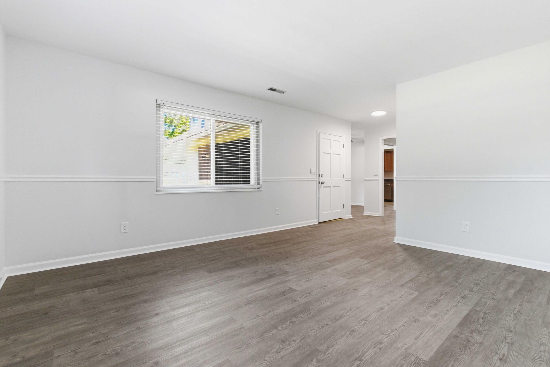 226 Smythe Drive Photo 18