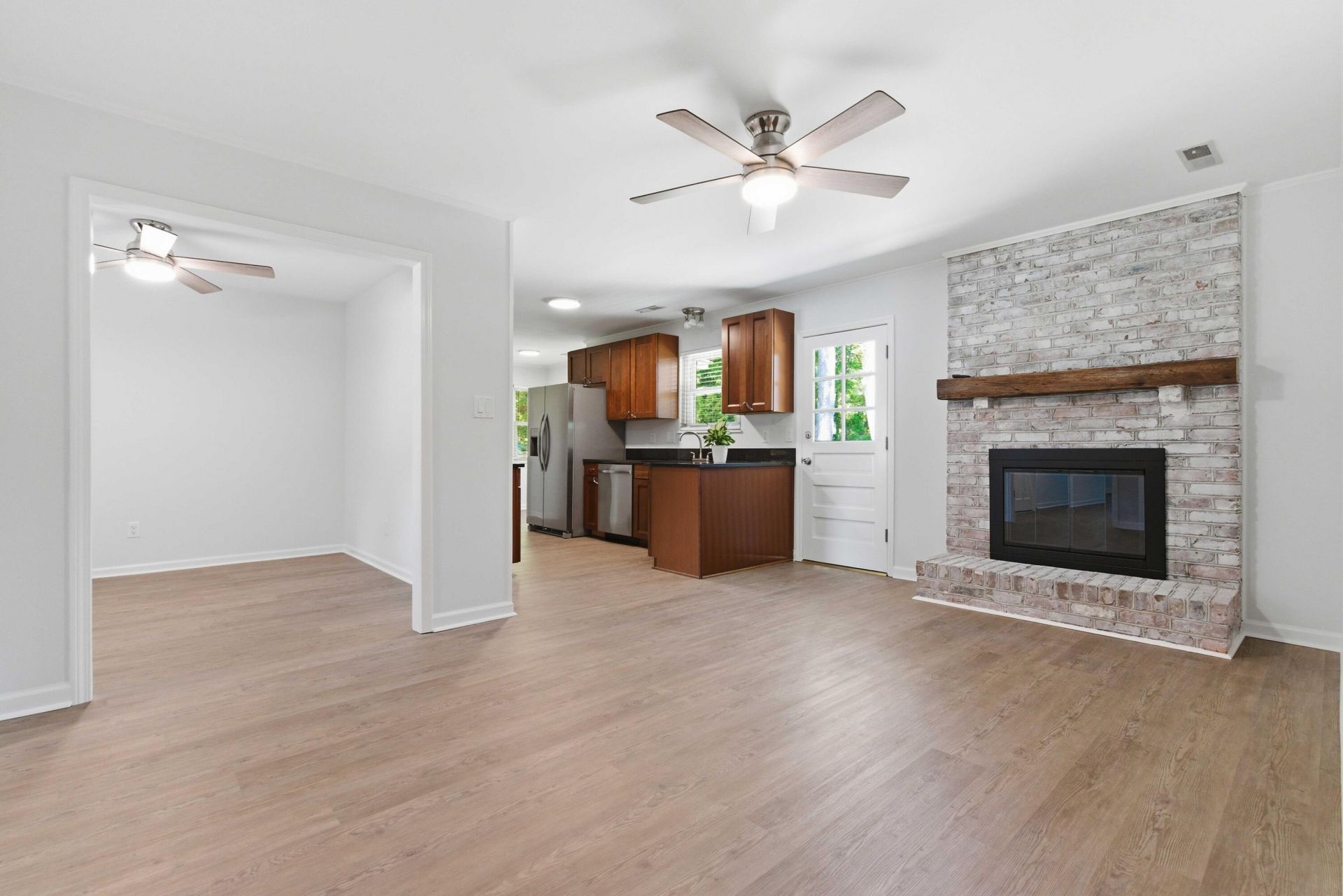 226 Smythe Drive Photo 24