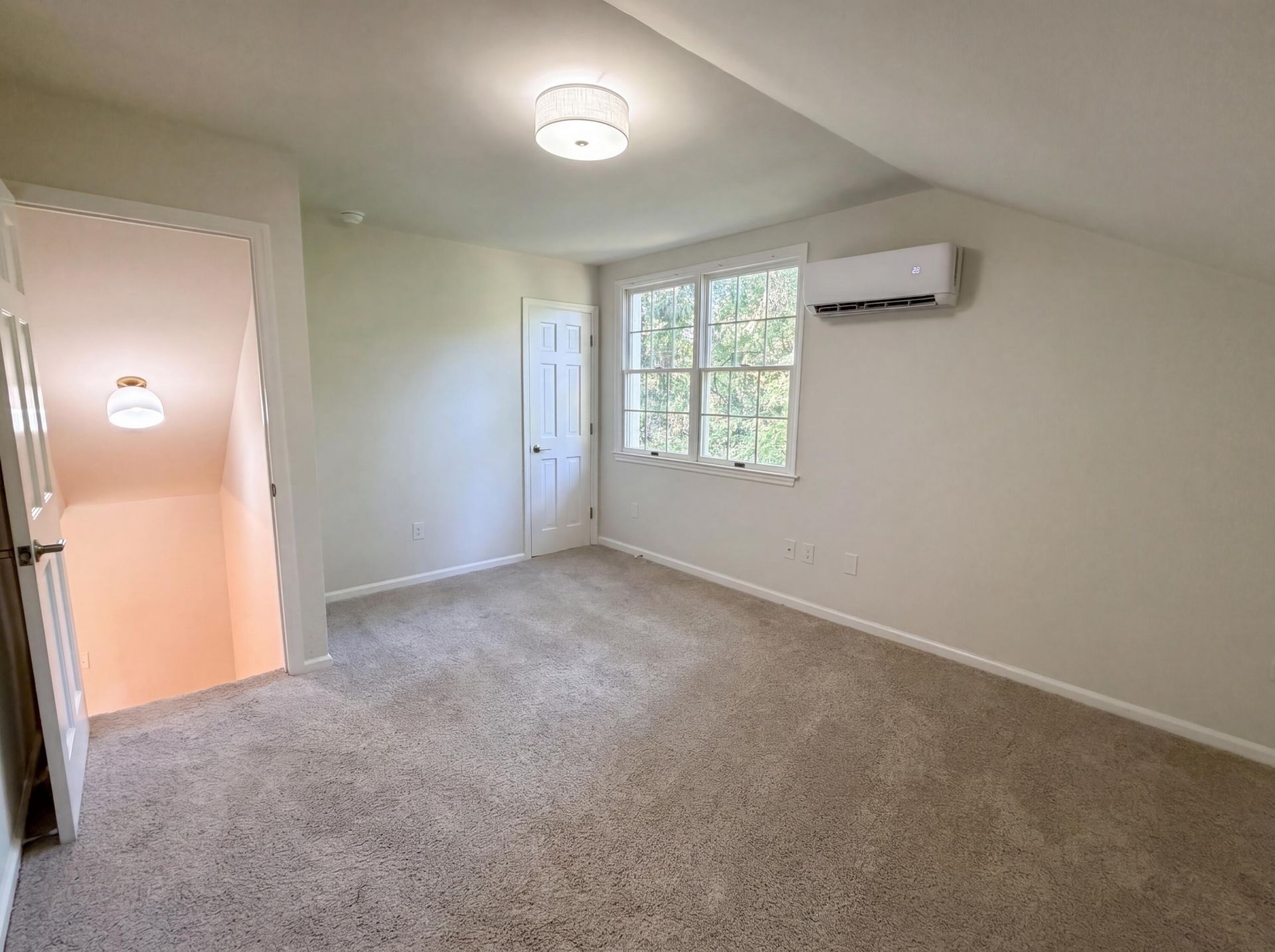 773 Harbor View Road Photo 11