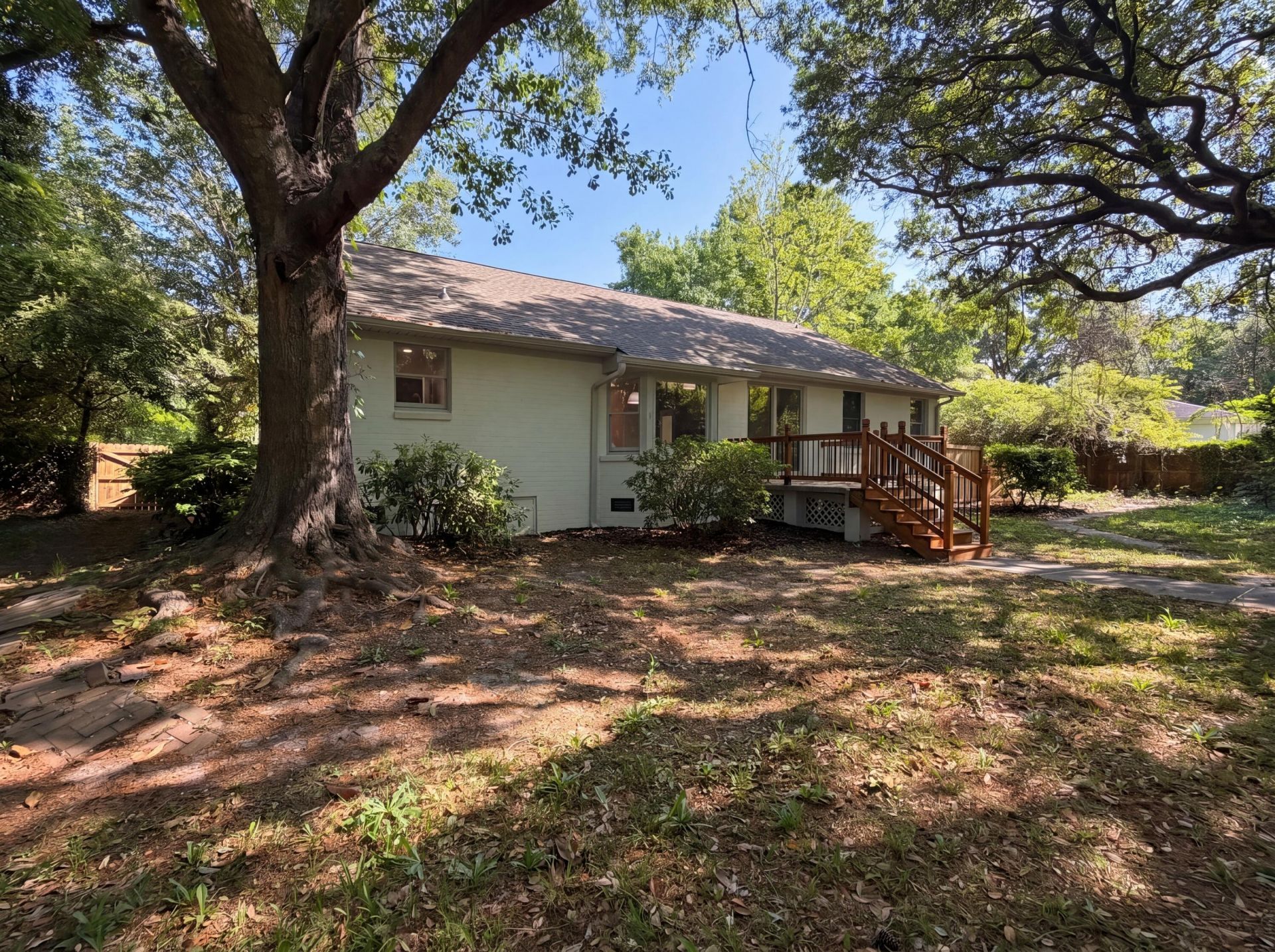 773 Harbor View Road Photo 19