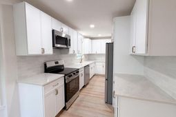 773 Harbor View Road photo 4