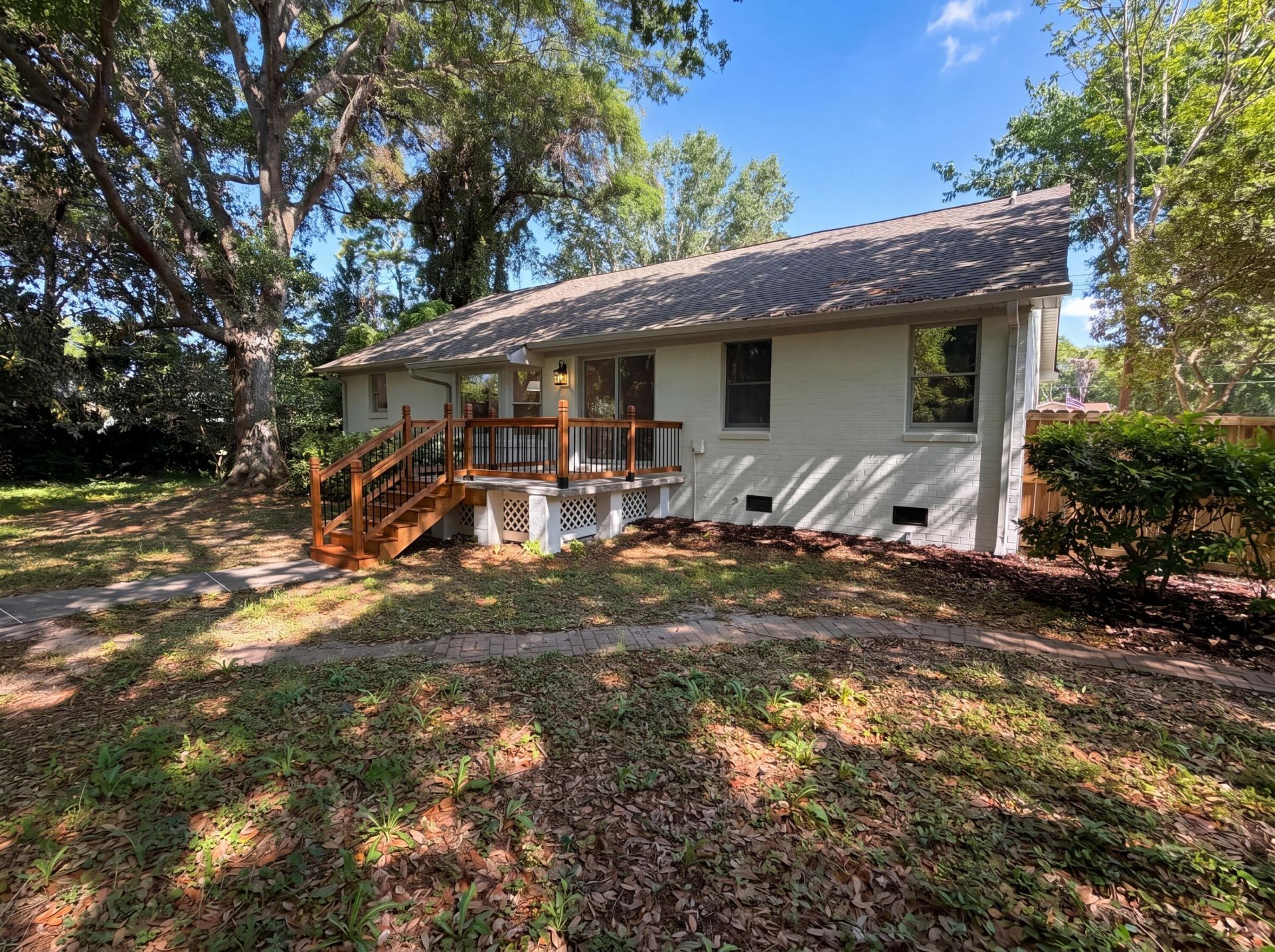 773 Harbor View Road Photo 5