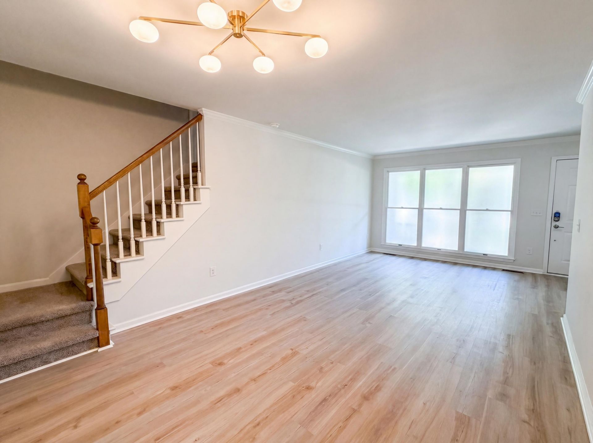 773 Harbor View Road Photo 9