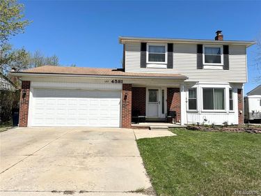 4581 Benjamin Drive, Sterling Heights, MI 48310