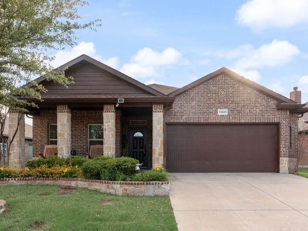 11021 Erinmoor Trail , Fort Worth, TX 76052