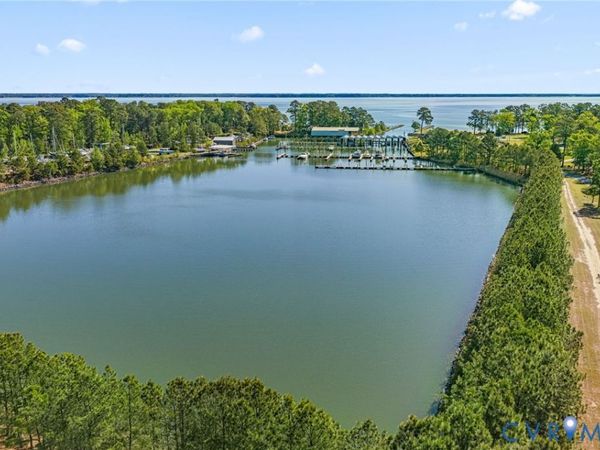 2097 Coles Point Road, Coles Point, VA 22469