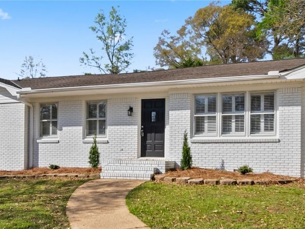 1004 Greystone Street, Northport, AL 35473