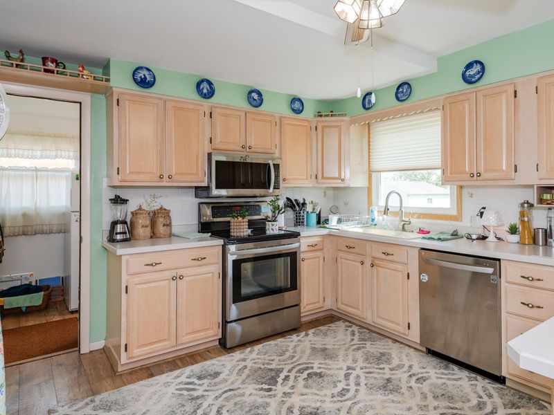 320 N Garber Drive, Tipp City, OH 45371 Photo 9