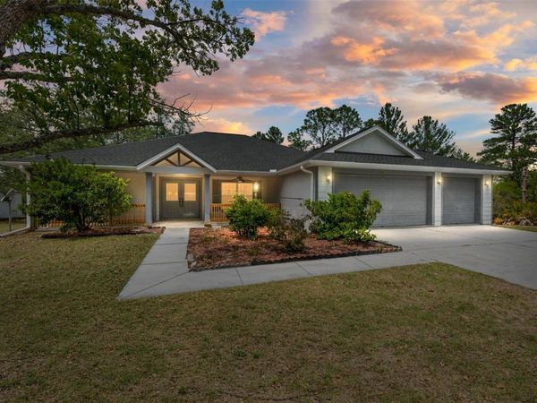 8212 N ZAVAL AVENUE , DUNNELLON, FL 34433