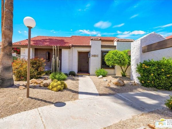2262 S Linden Way, Unit E, Palm Springs, CA 92264