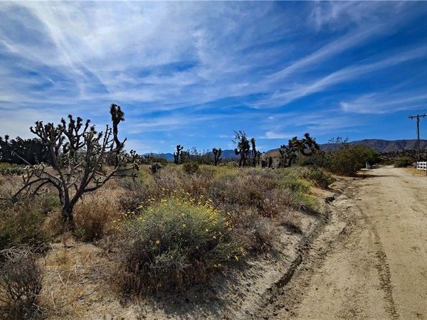 0 103rd St East vicinity W14, Juniper Hills, CA 93543