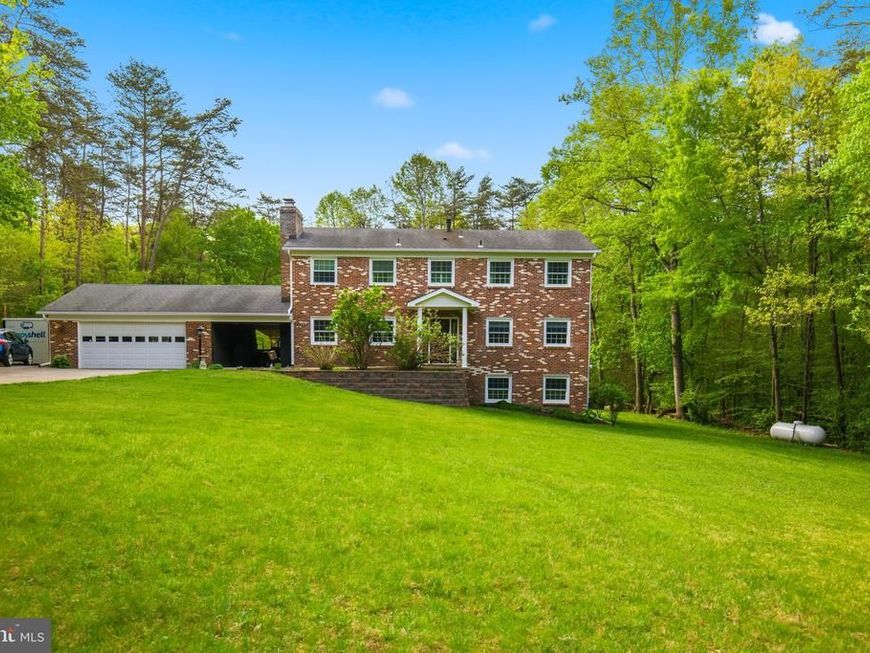 9045 Forestview Drive, Manassas, VA 20112 Main Photo