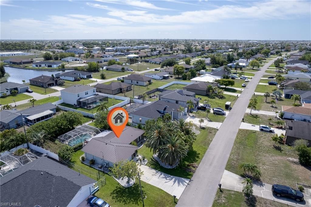 617 SW 9th Ave, Cape Coral, FL 33991 Photo