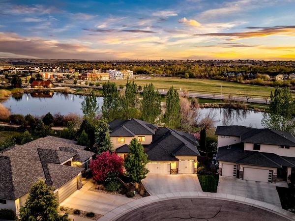 3445 E Parsnip Peak Dr, Boise, ID 83716