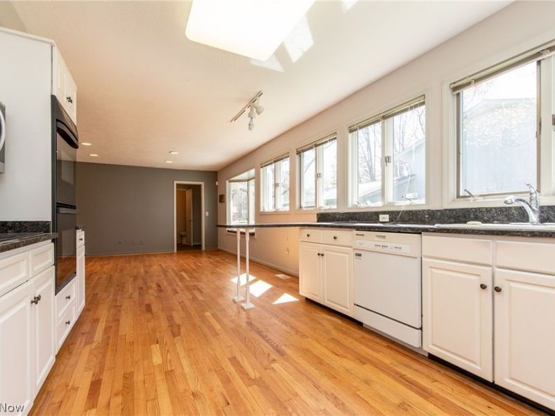 3970 E Meadow Lane, Orange Village, OH 44122 Photo 10