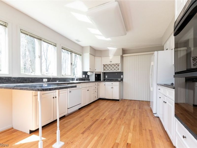 3970 E Meadow Lane, Orange Village, OH 44122 Photo 13