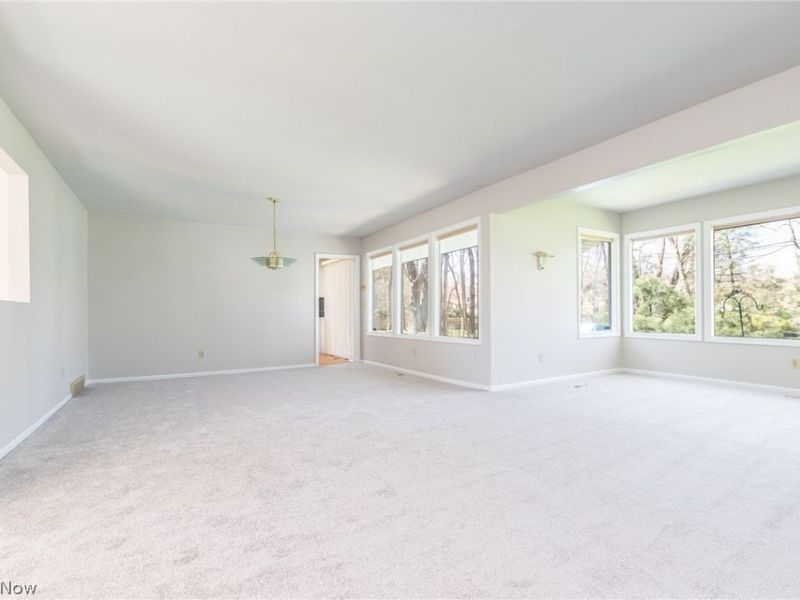 3970 E Meadow Lane, Orange Village, OH 44122 Photo 5