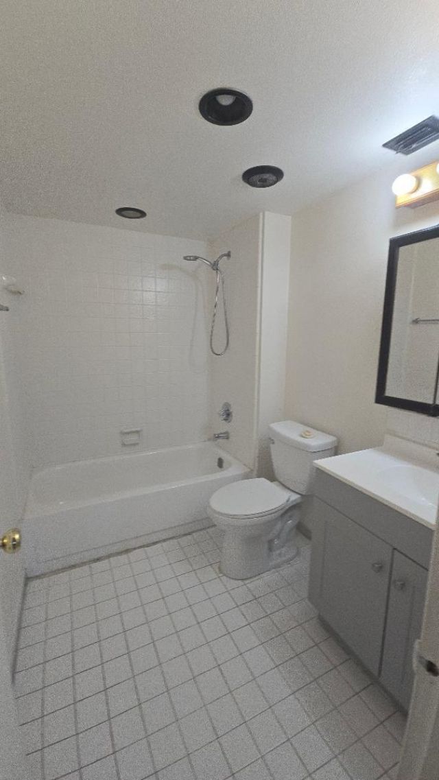 8040 N Colony Cir Circle, Unit 102, Tamarac, FL 33321 Photo