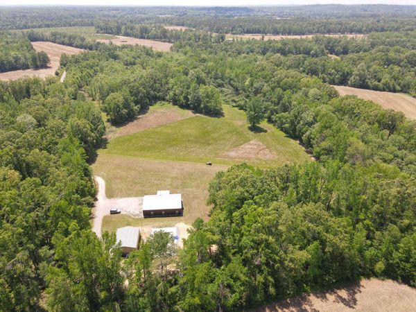 710 HARLON IRON RD, Adamsville, TN 38310
