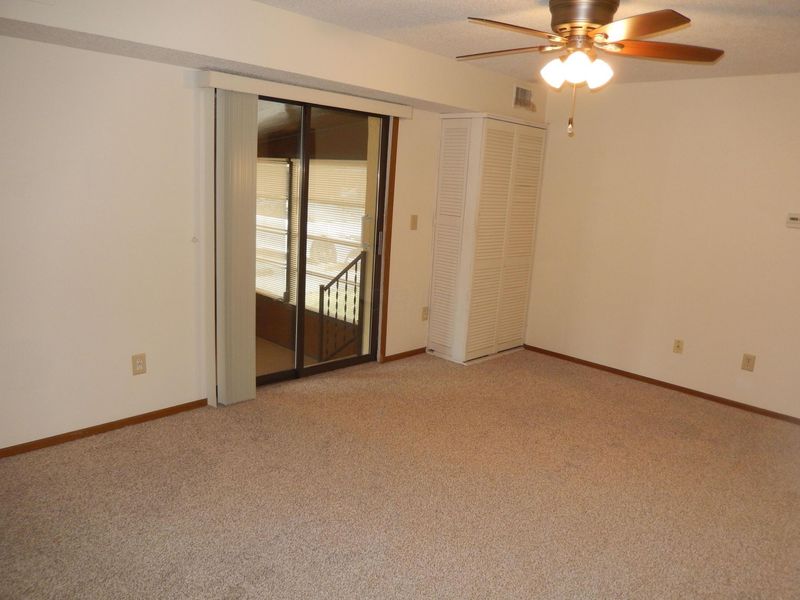 4141 Karl , Unit 109, Columbus, OH 43224 Photo 3