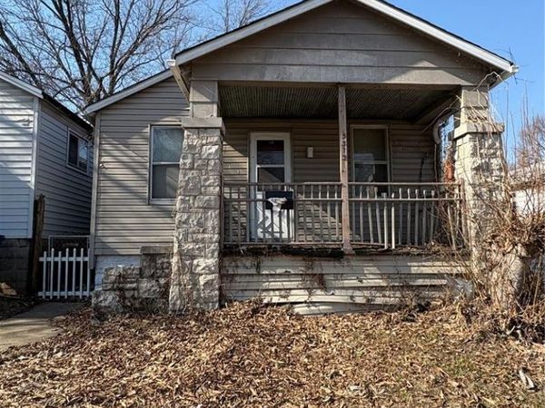 5313 Hodiamont Avenue , Jennings, MO 63136