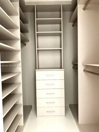 851 NE 1st Ave , Unit 2110, Miami, FL 33132 Photo